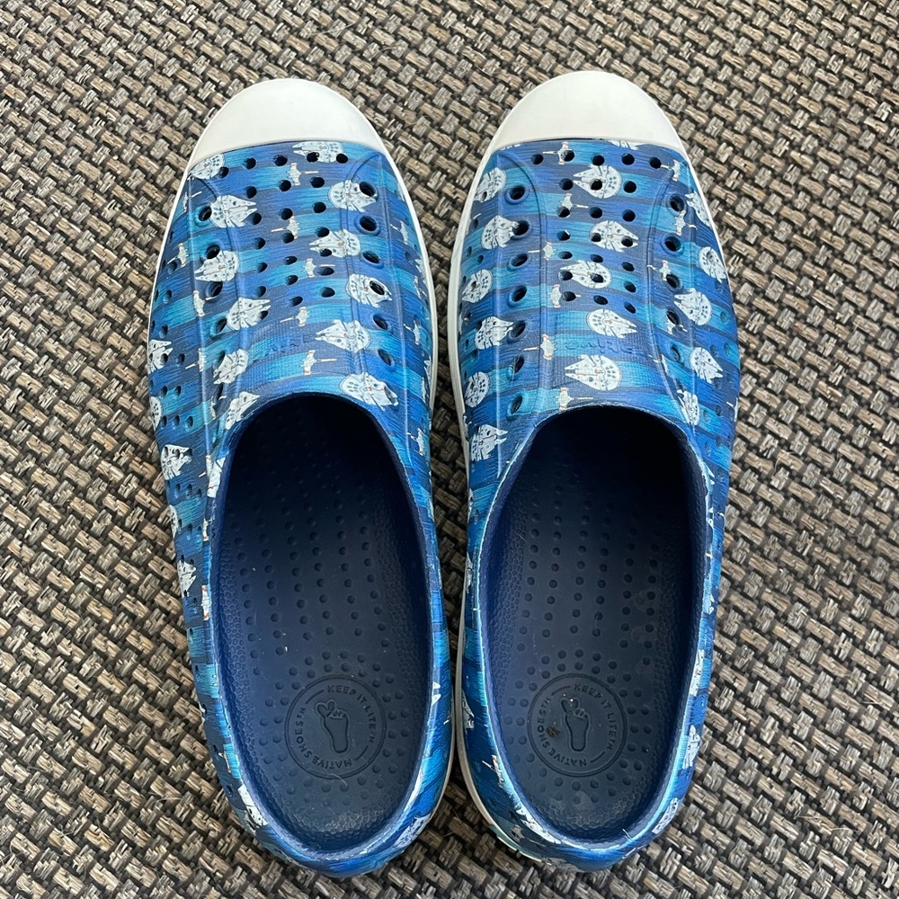 Native Shoes Kids Water Shoes - Blue and White